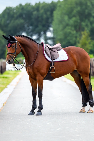 Equestrian Stockholm Jump Saddle Pad Modern White Merlot
