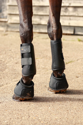 Equilibrium Tri-Zone Impact Sports Boots FRONT