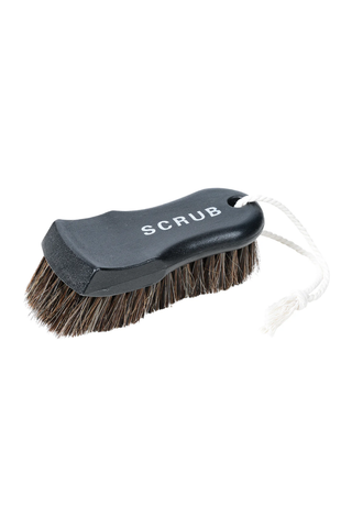GeeGee Collective Scrub Body Brush