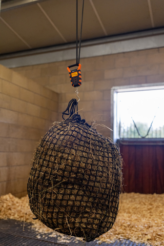 Equilibrium Portion Pacer Hay Net Slow Feeder 3CM Holes