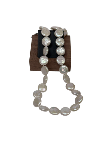 Loona Coin Pearl Necklace