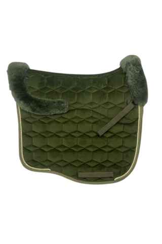E.A Mattes Dressage Saddle Pad Eurofit Velvet with Fleece Trim and Semi Lining AW25