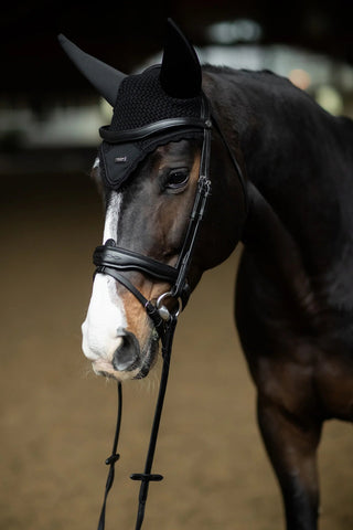 Equestrian Stockholm Soundless Bonnet BLACK/SILVER