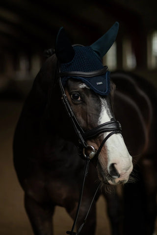 Equestrian Stockholm Soundless Bonnet NAVY/SILVER