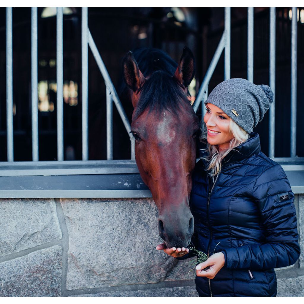 Lightweight horse shop riding jacket